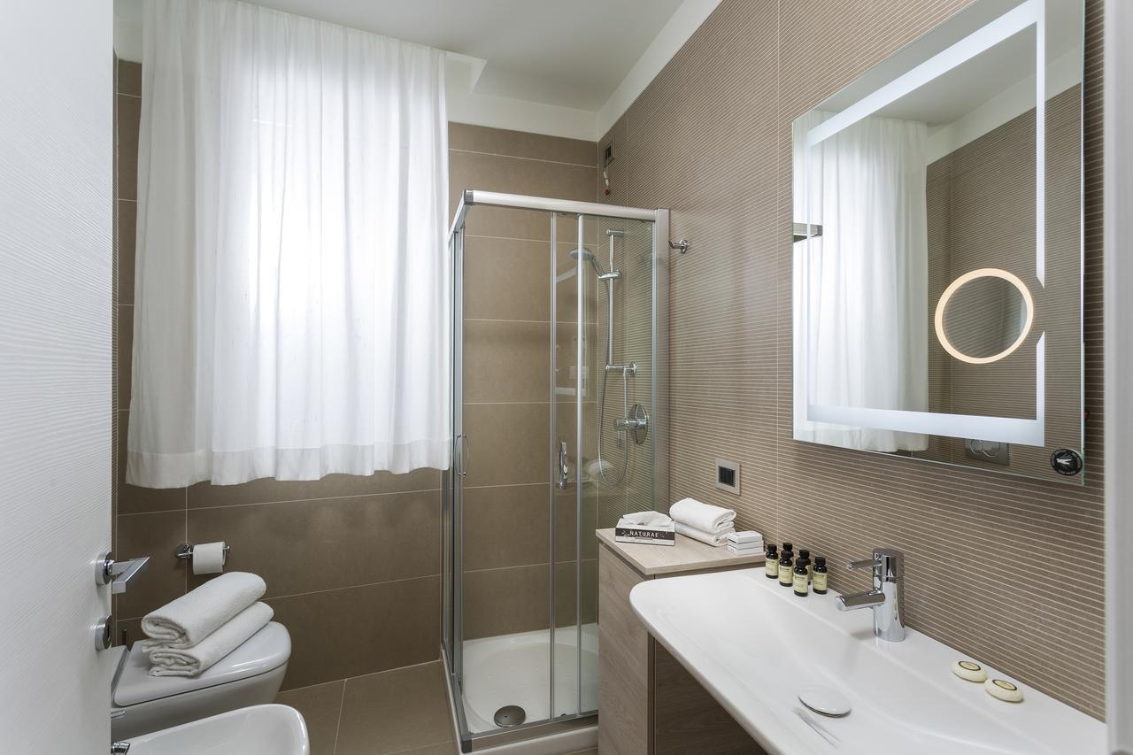 Embassy Aparthotel Rimini Bagian luar foto