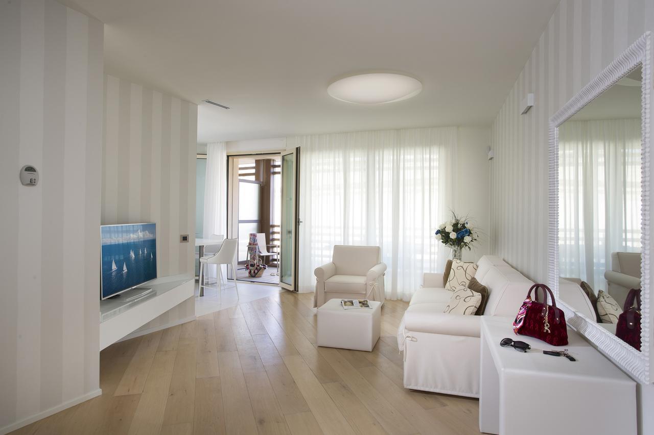 Embassy Aparthotel Rimini Bagian luar foto