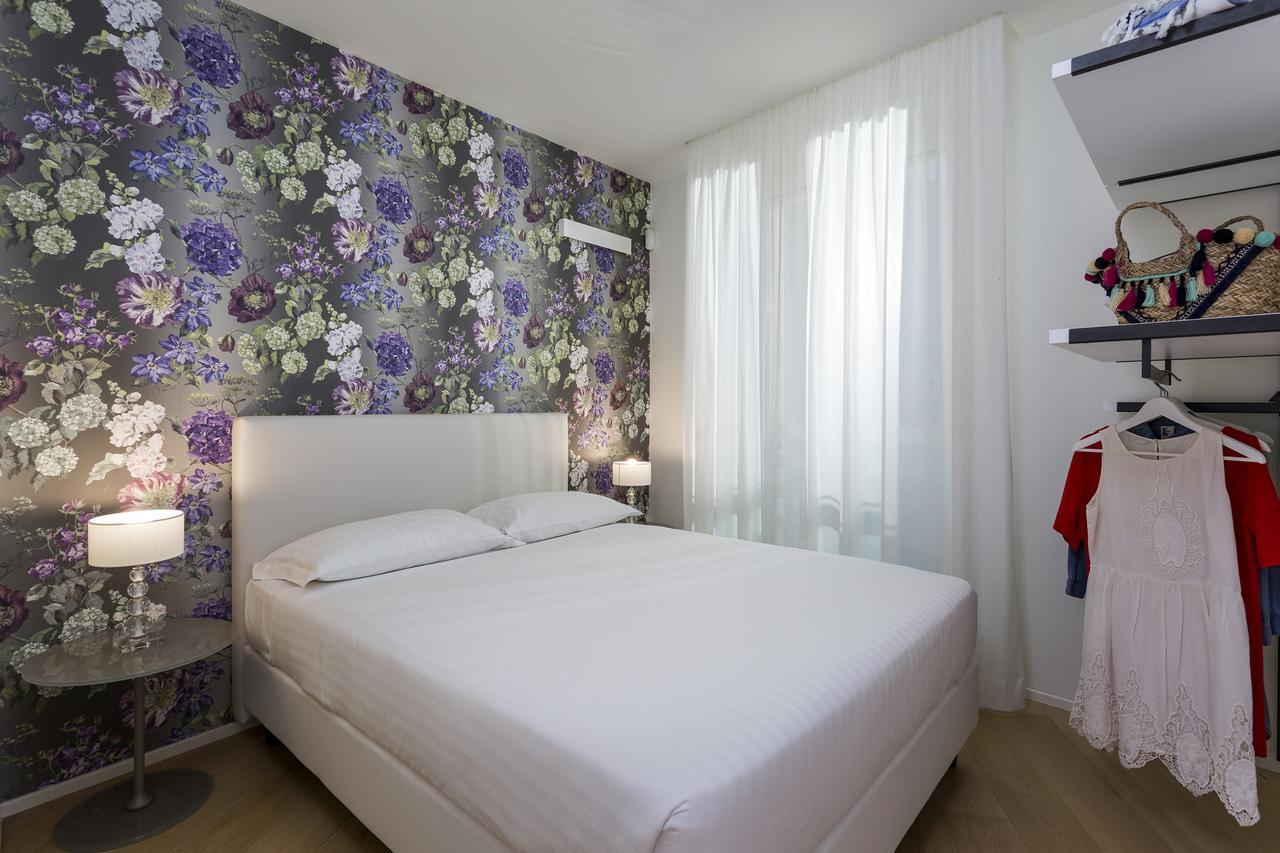 Embassy Aparthotel Rimini Bagian luar foto